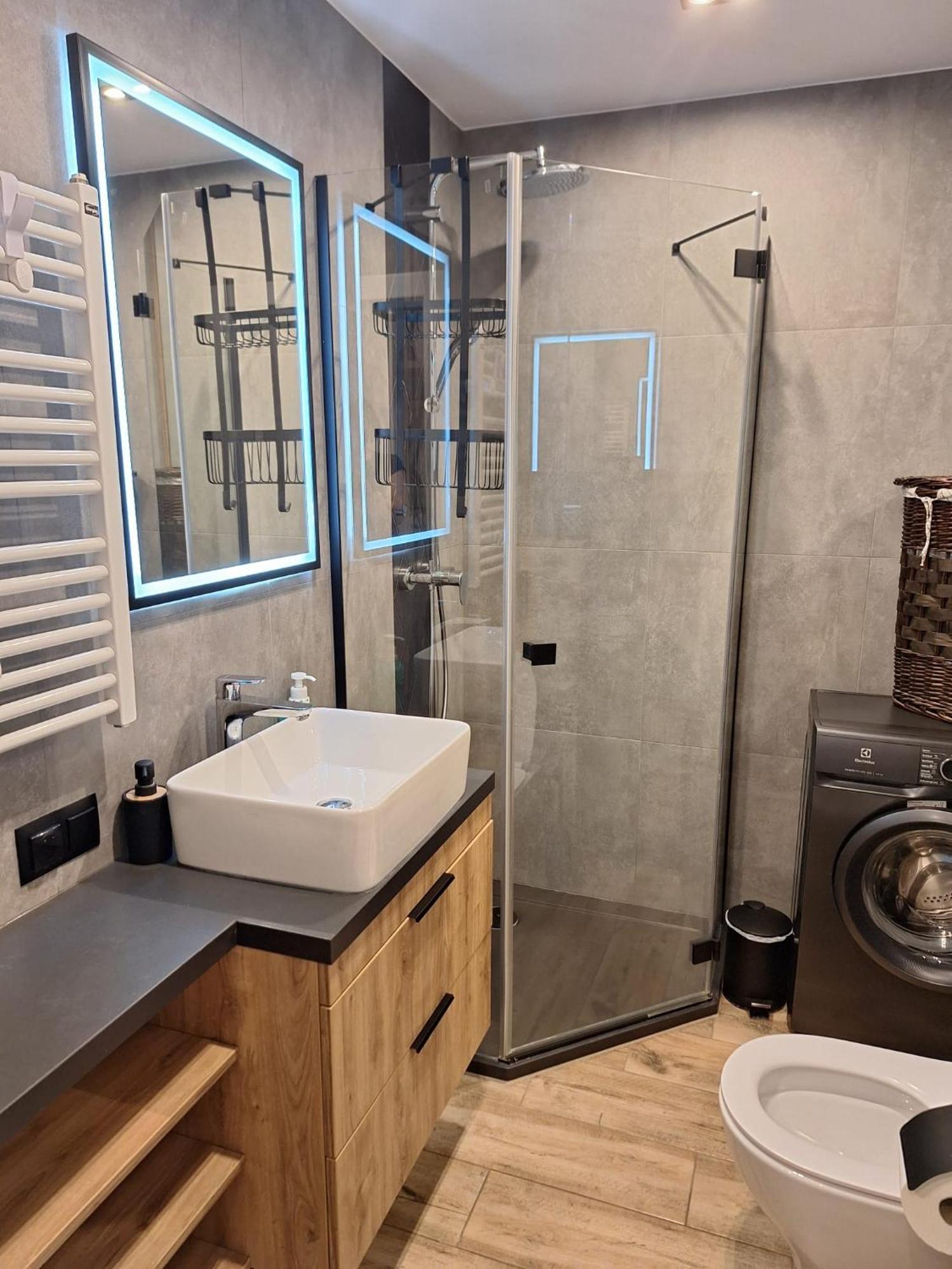 Komfortowy Apartament Dla 7 Osob Ch Arena, Prywatny Parking Gliwice Esterno foto